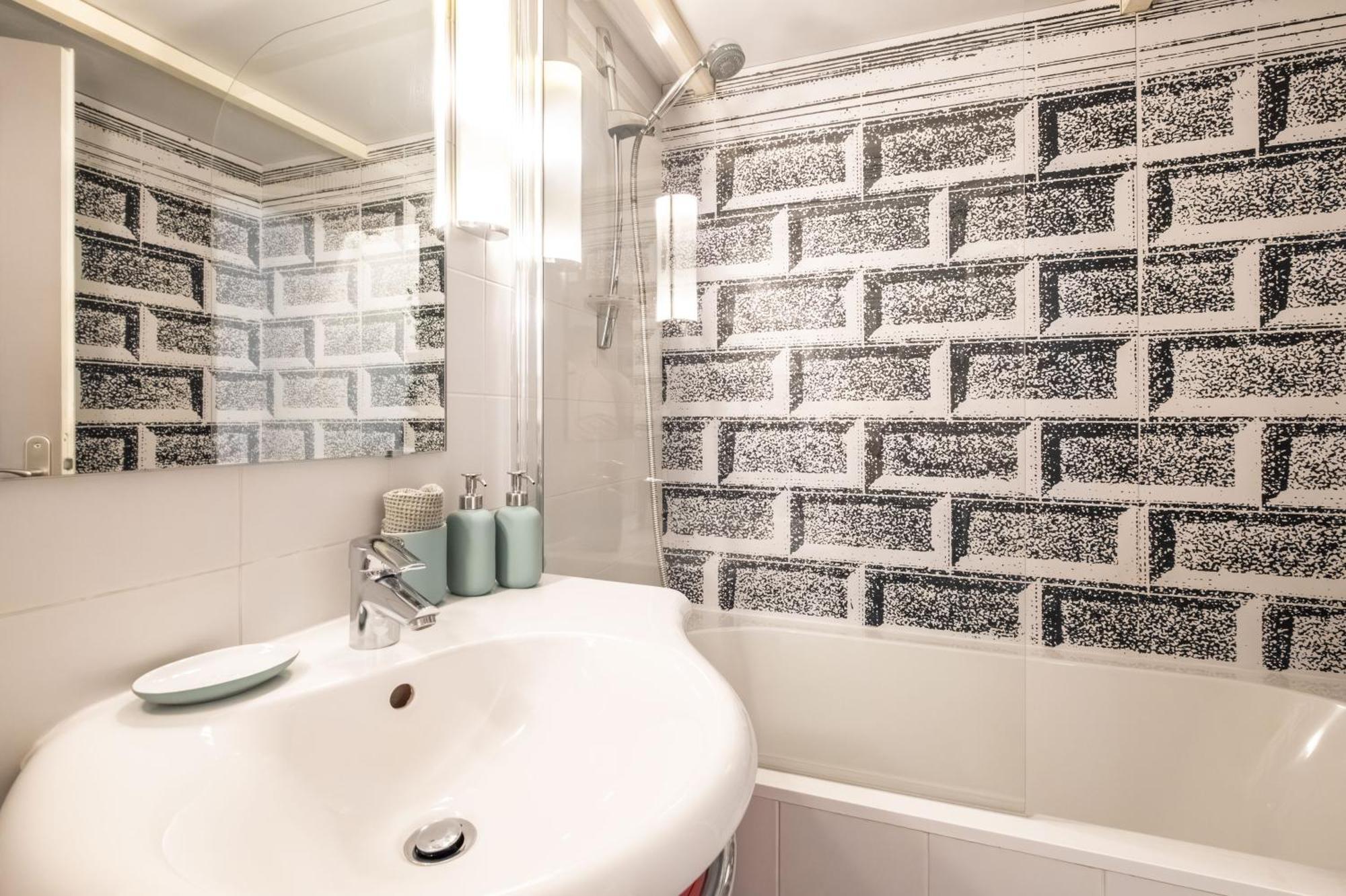 Appartamento Saint-honore - Art Deco Flat - Sleeps 5p *